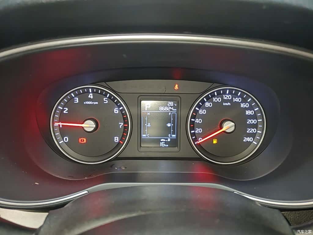 Kia KX3, 2018 12