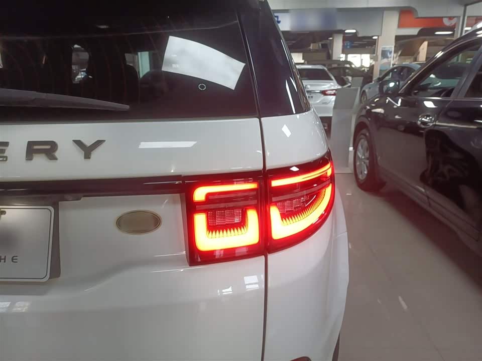 Land Rover Discover sports