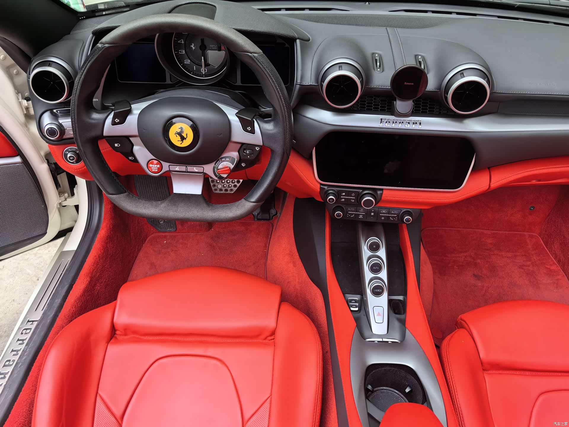Ferrari Portofino, 2019 20