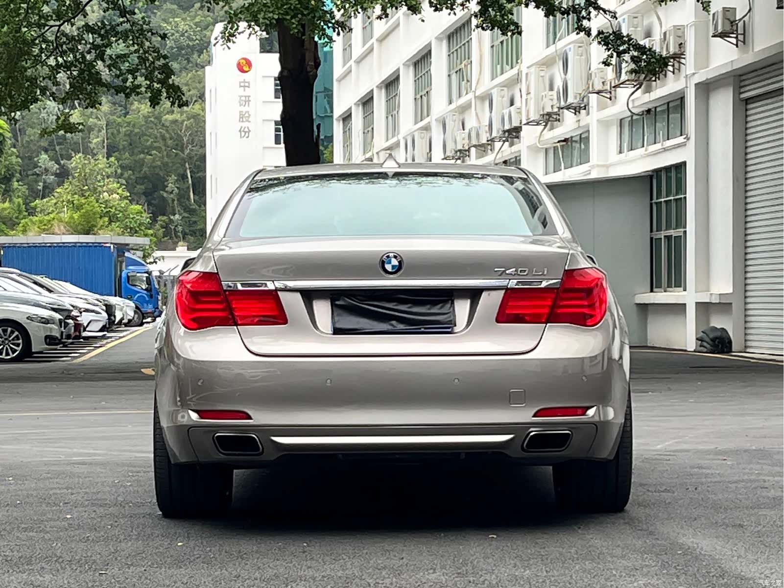 BMW 7 Series, 2011 17