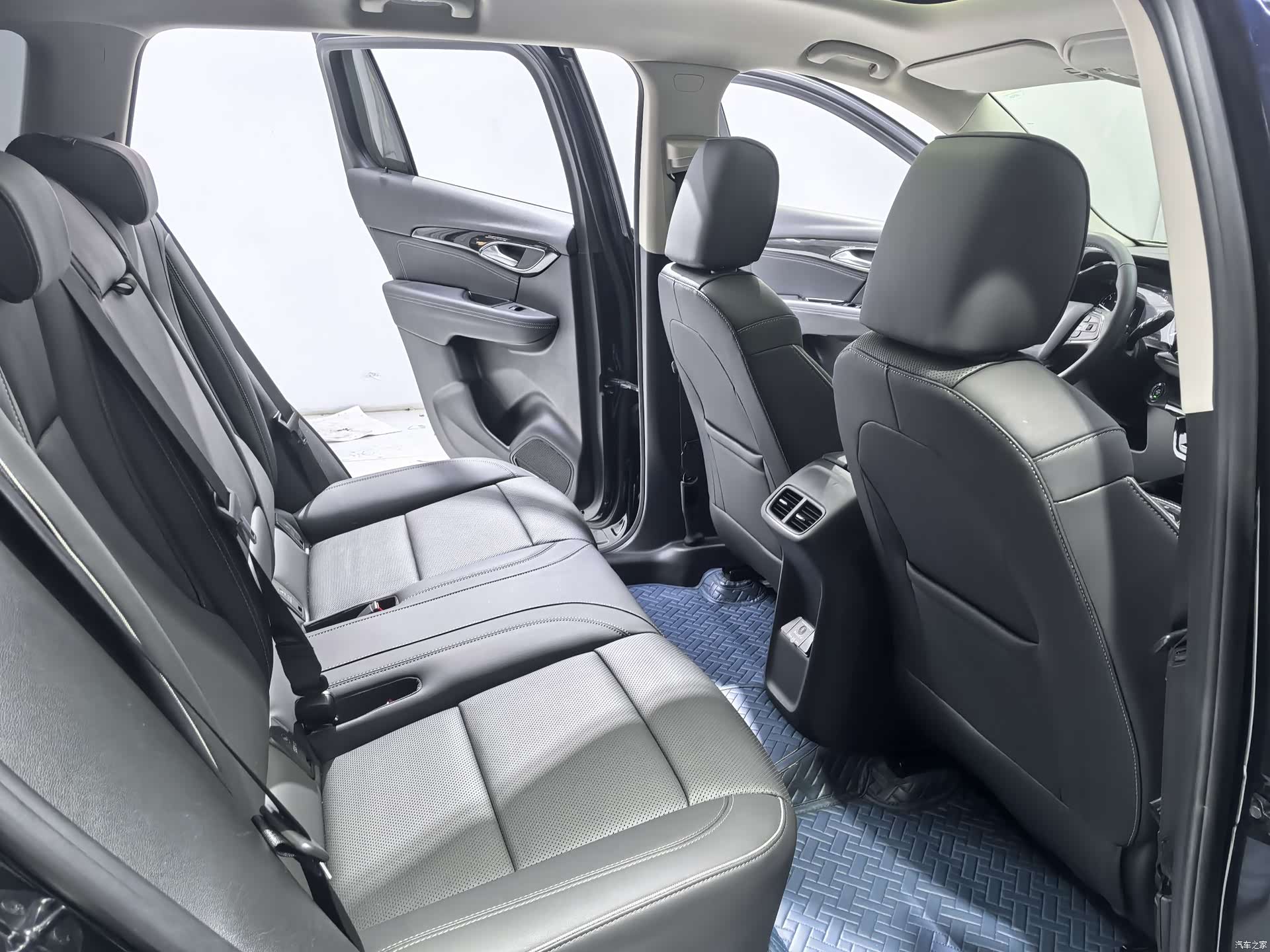 Buick Envision Plus, 2023 6