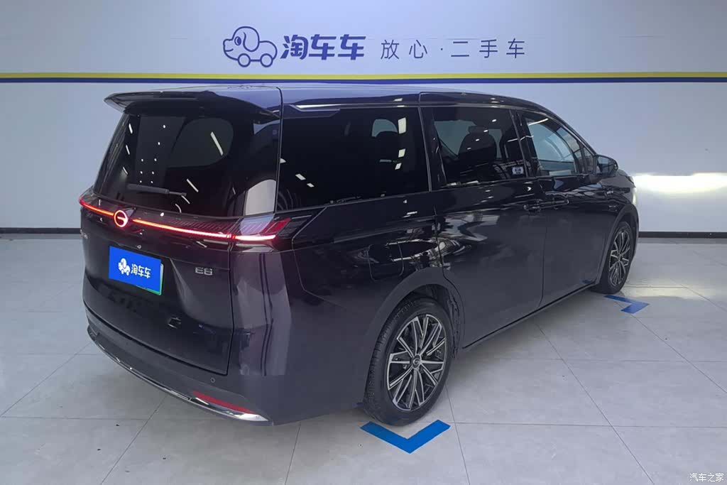 Trumpchi E8, 2023 3
