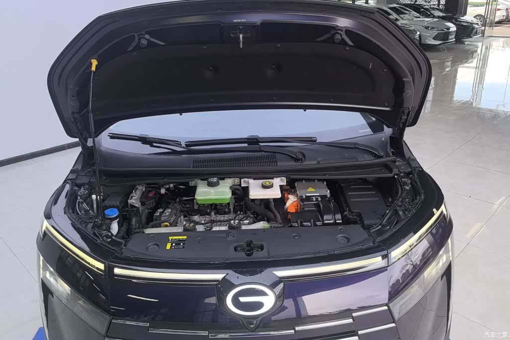 Trumpchi E8, 2023 10