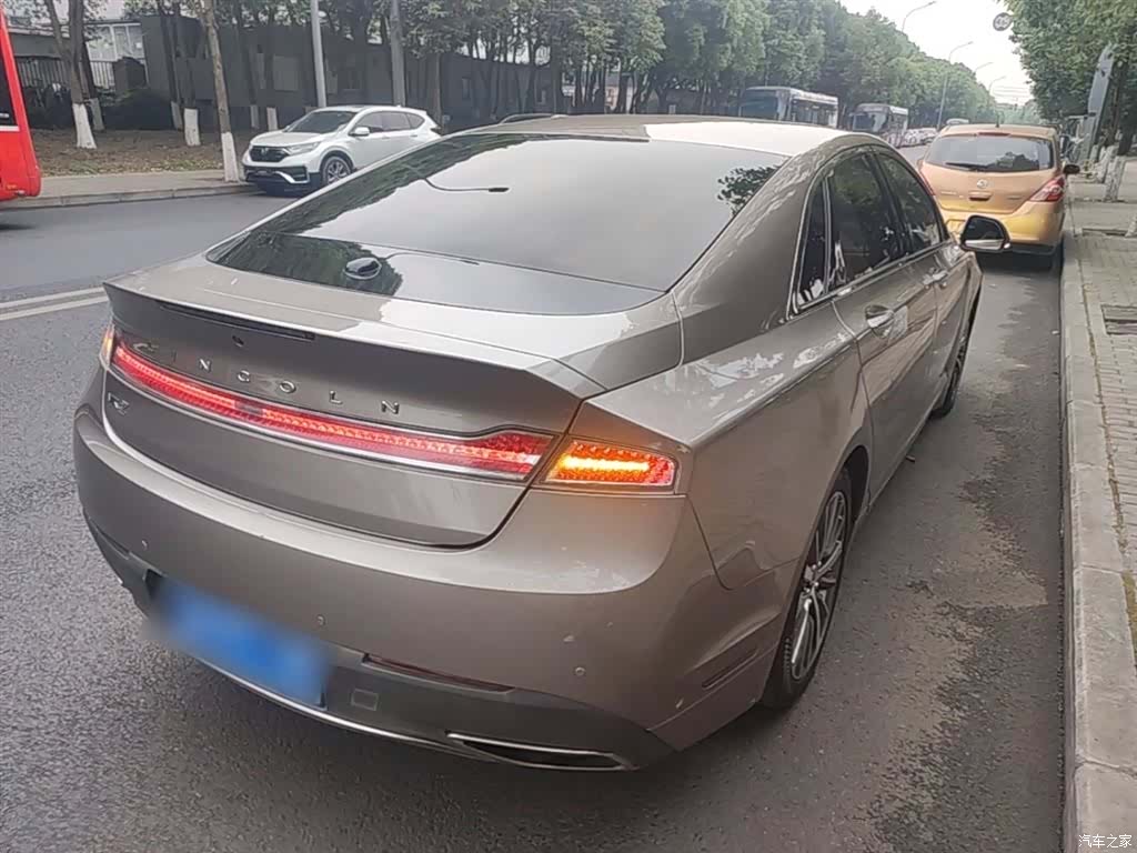 Lincoln MKZ, 2018 7