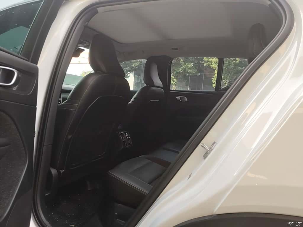 Volvo XC40, 2019 17