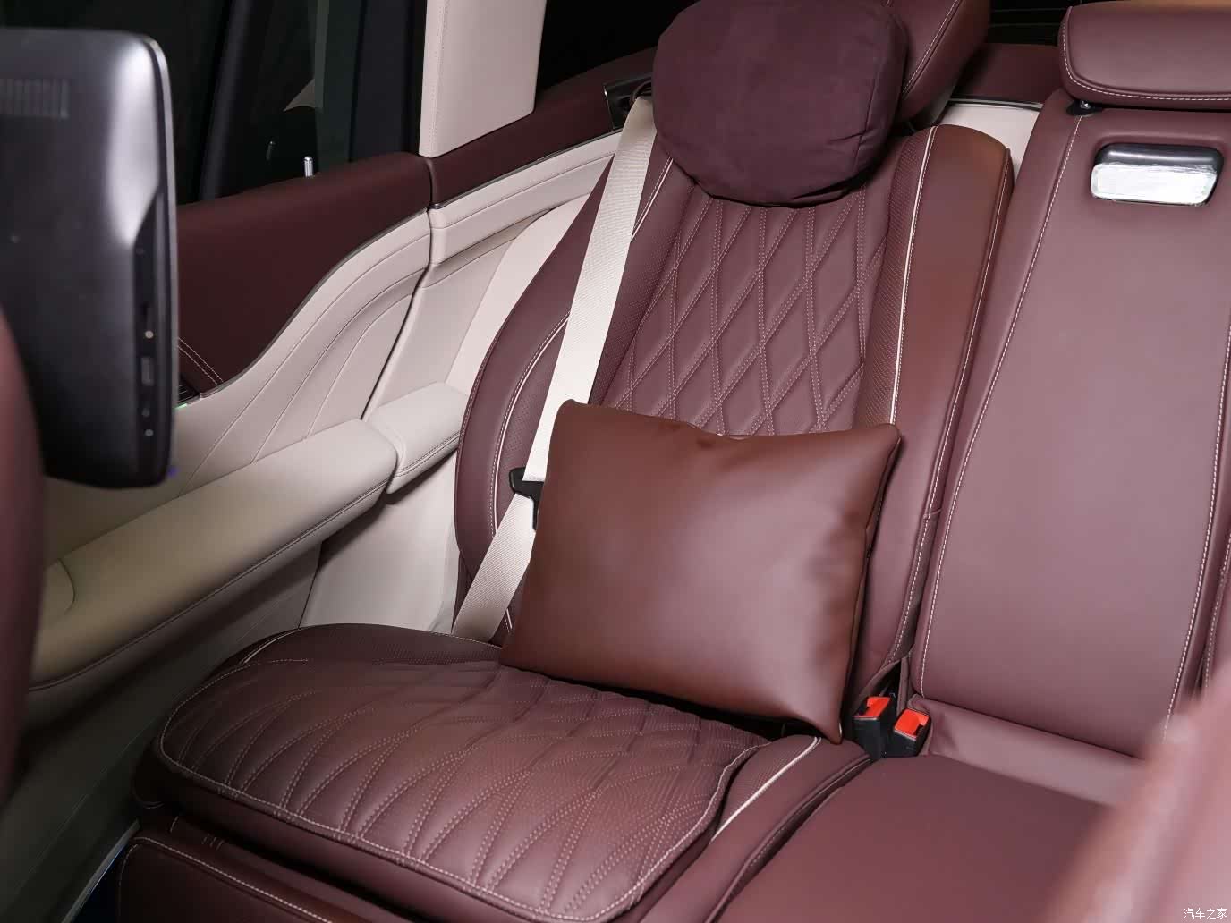 Maybach GLS, 2024 20