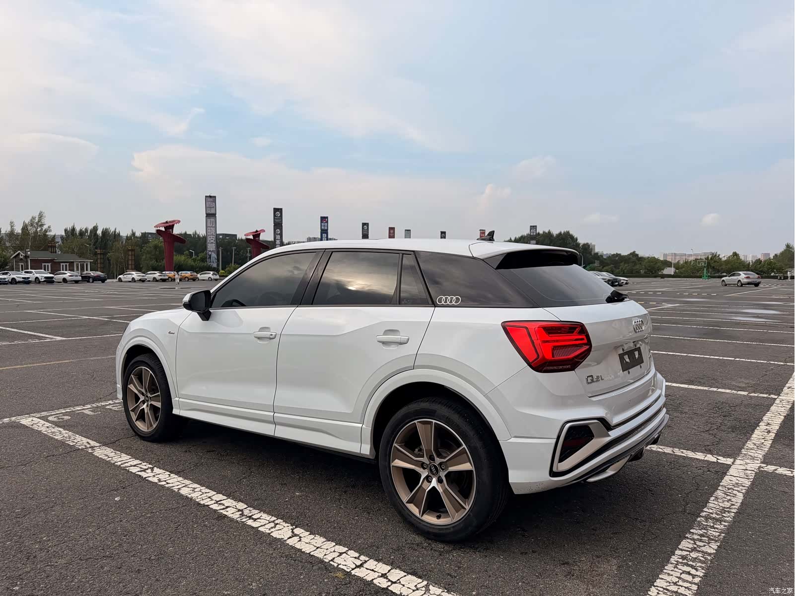 Audi Q2L, 2022 6