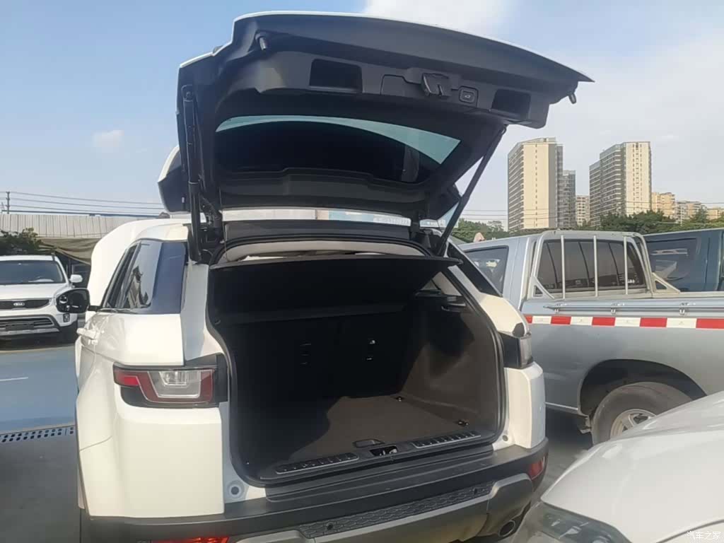 Land Rover Range Rover, 2019 19