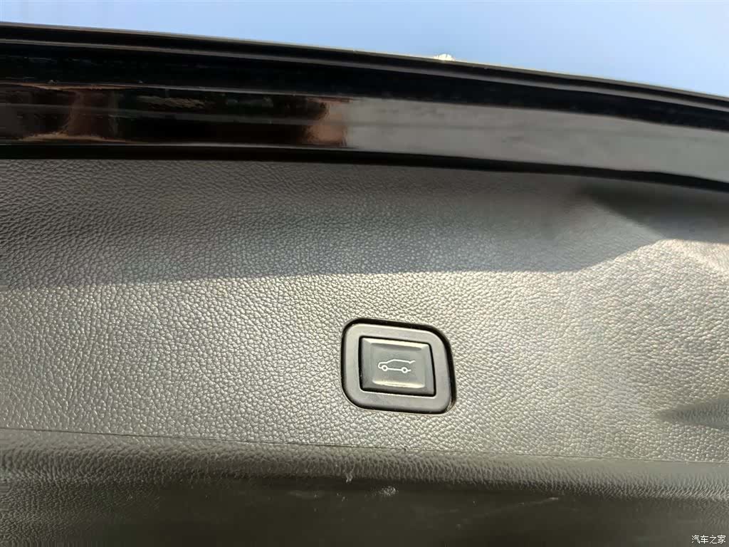 Cadillac SRX, 2012 17