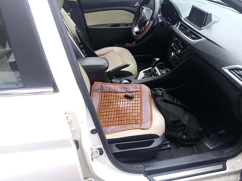 Changan V7, 2016 19