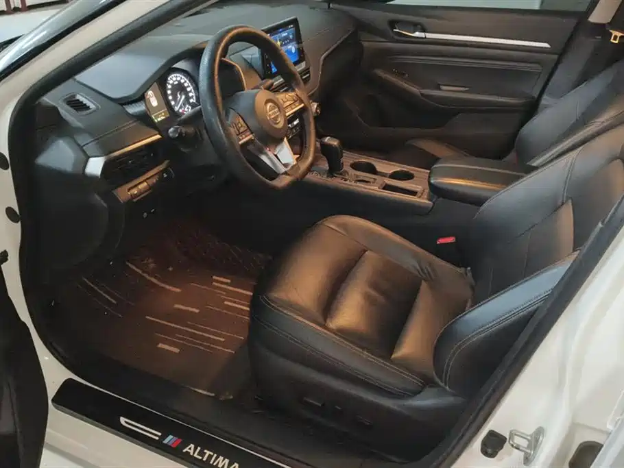 Nissan Teana Nissan Teana