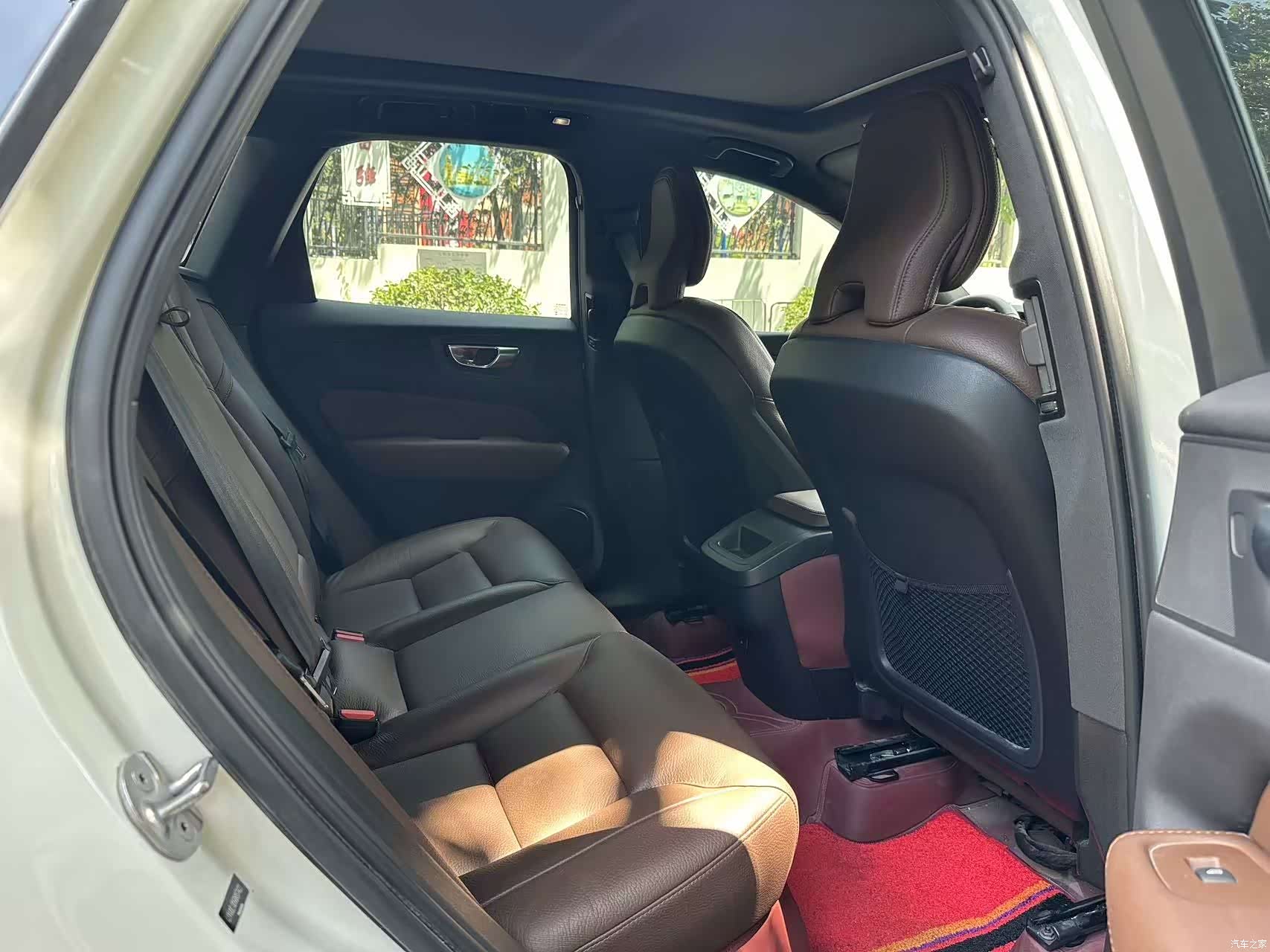 Volvo XC60, 2024 13