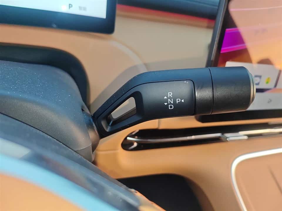 Geely Galaxy Galaxy Starship 7