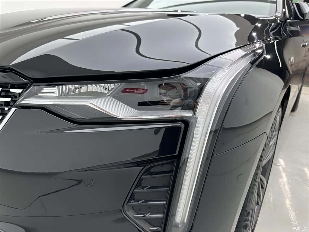Cadillac CT4, 2023 30