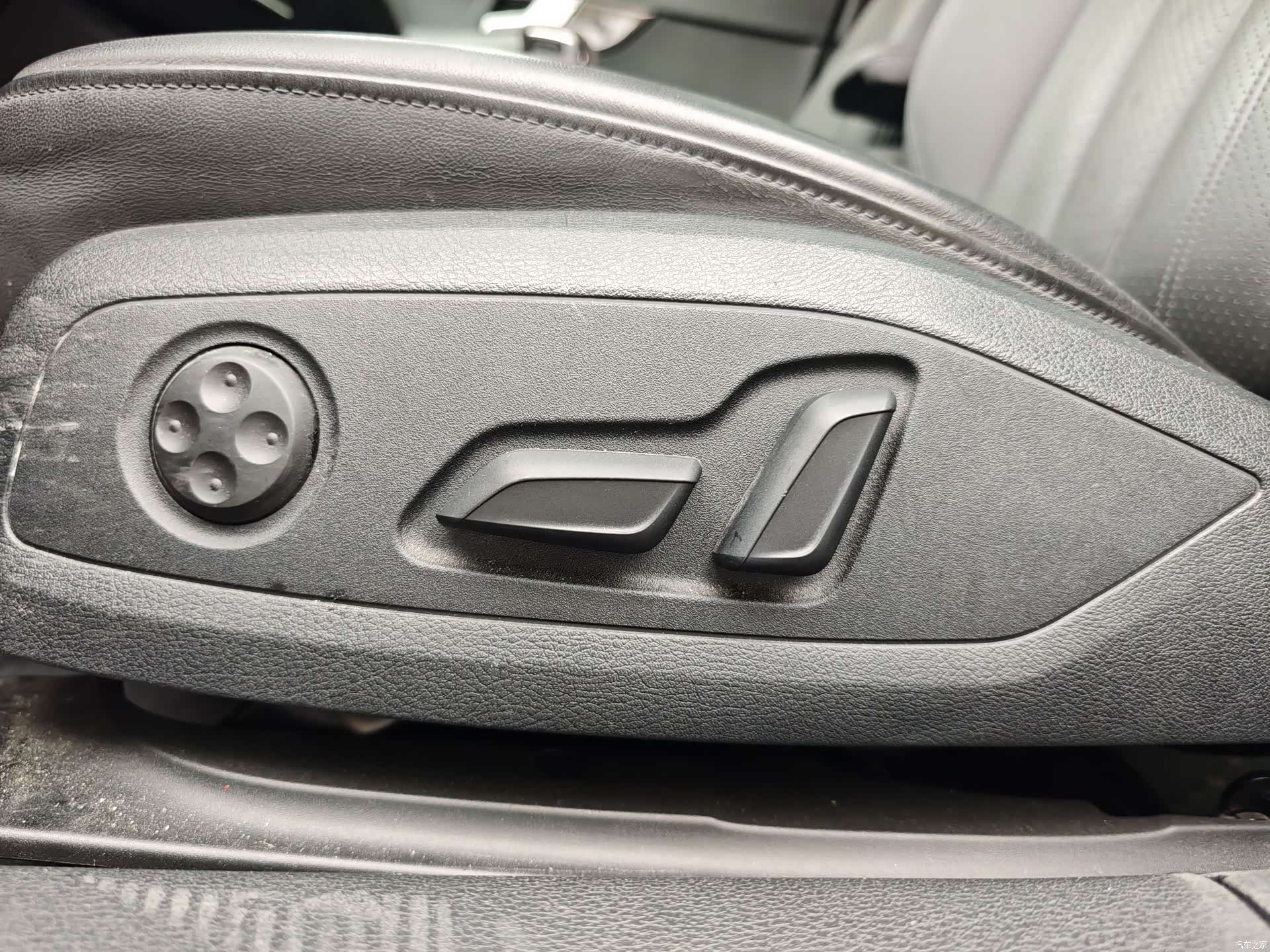 Audi A4, 2021 16