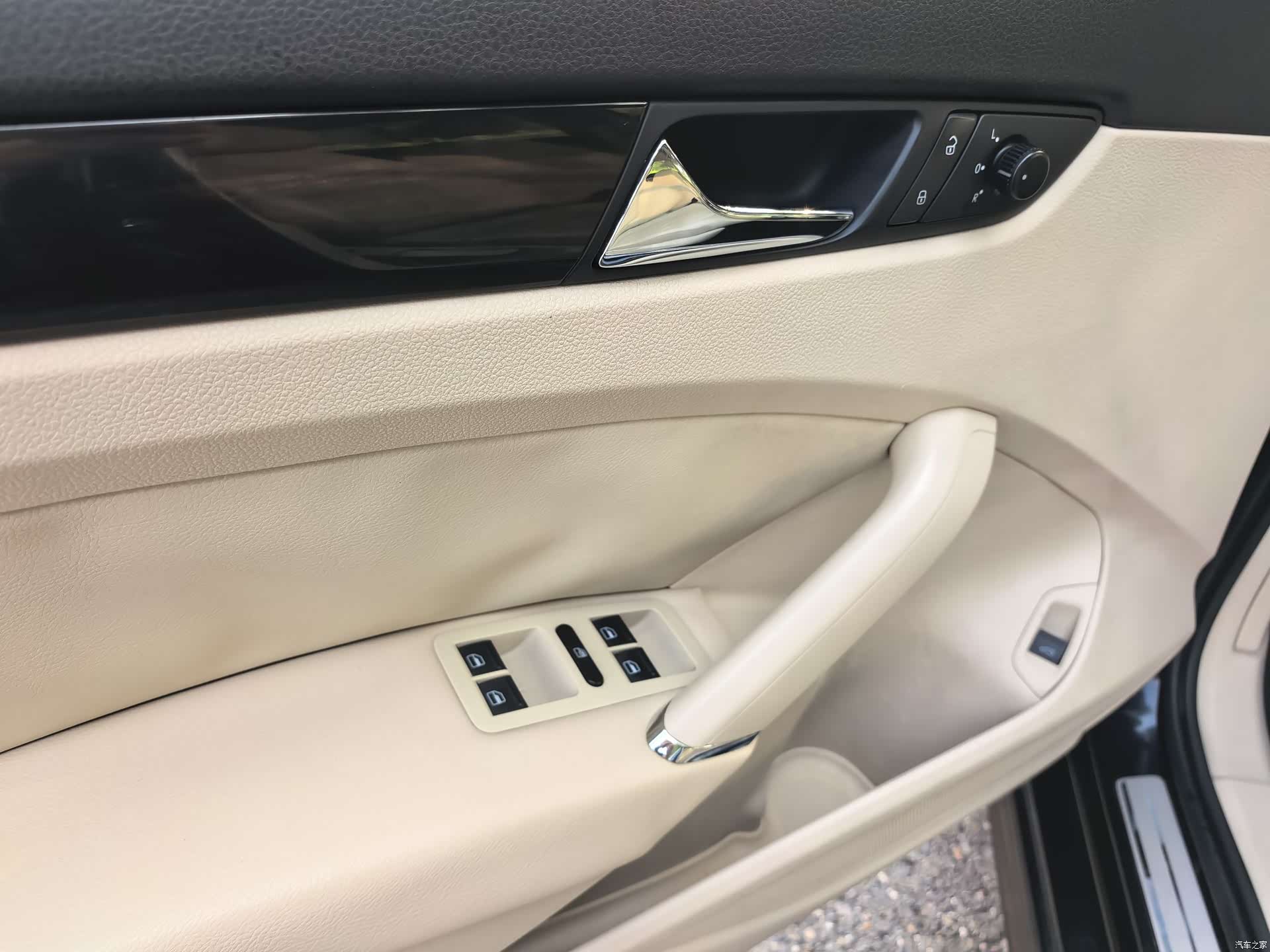 Volkswagen Passat, 2012 13