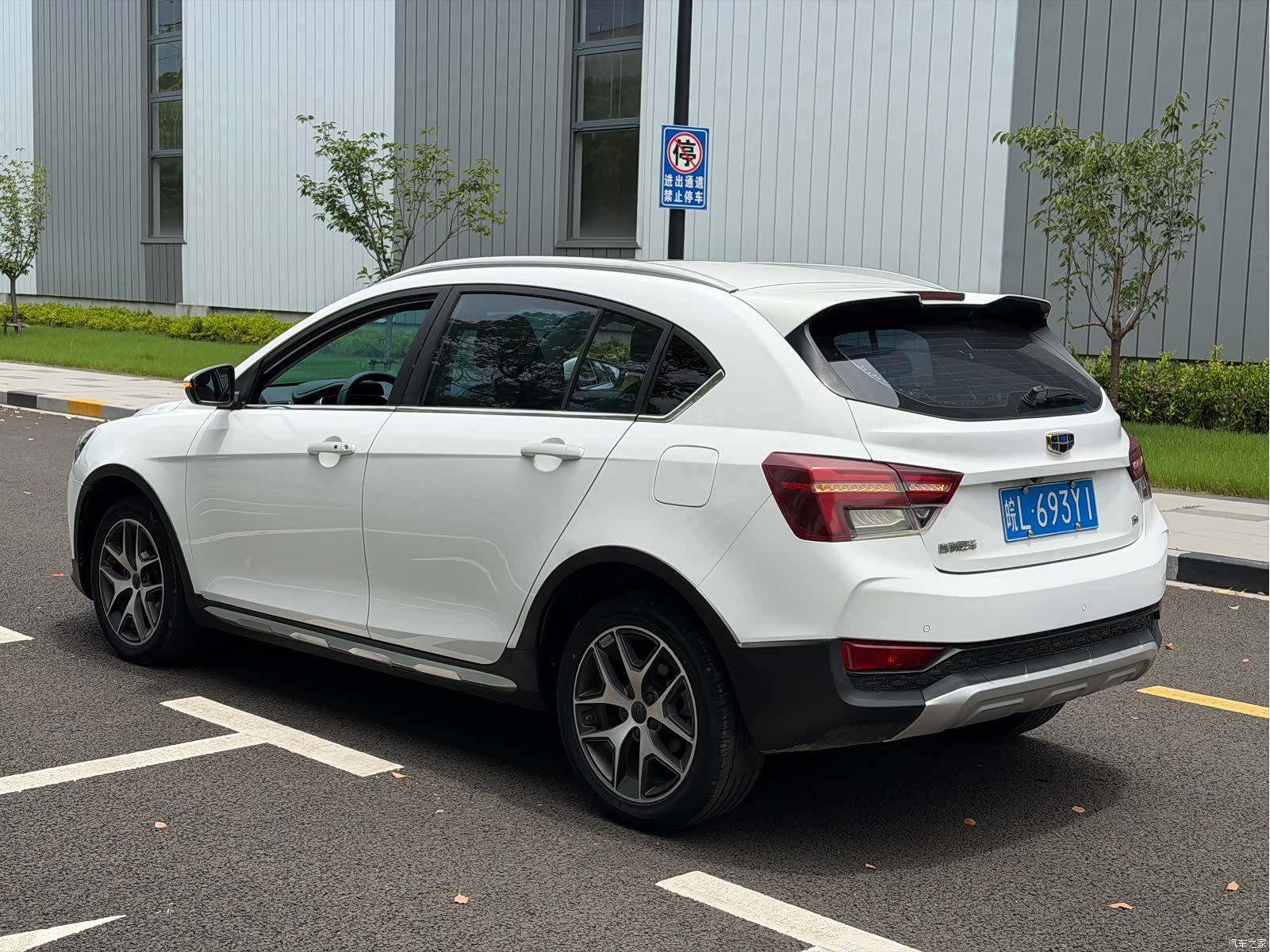 Geely S1, 2019 6