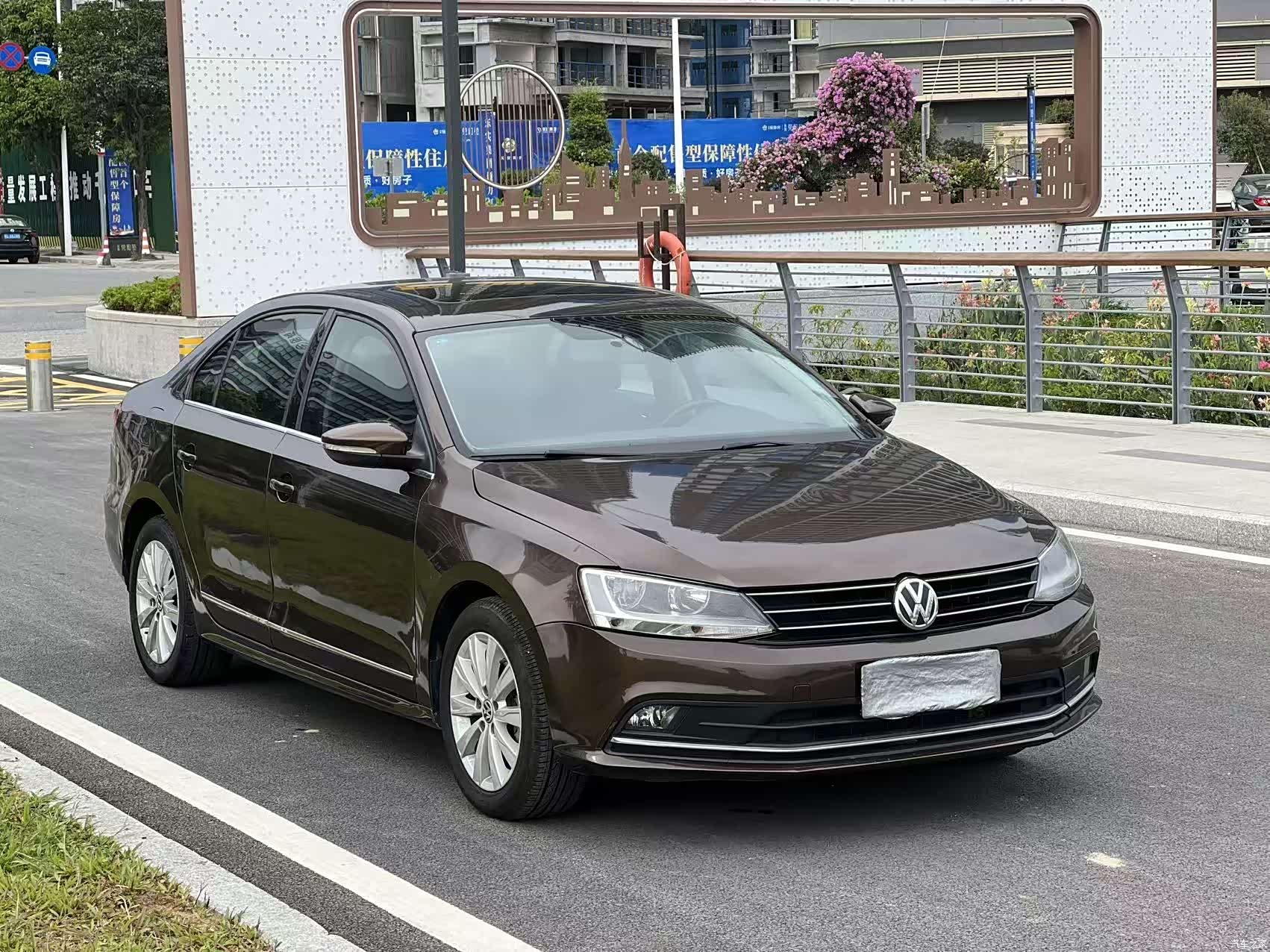 Volkswagen Sagitar, 2016 2