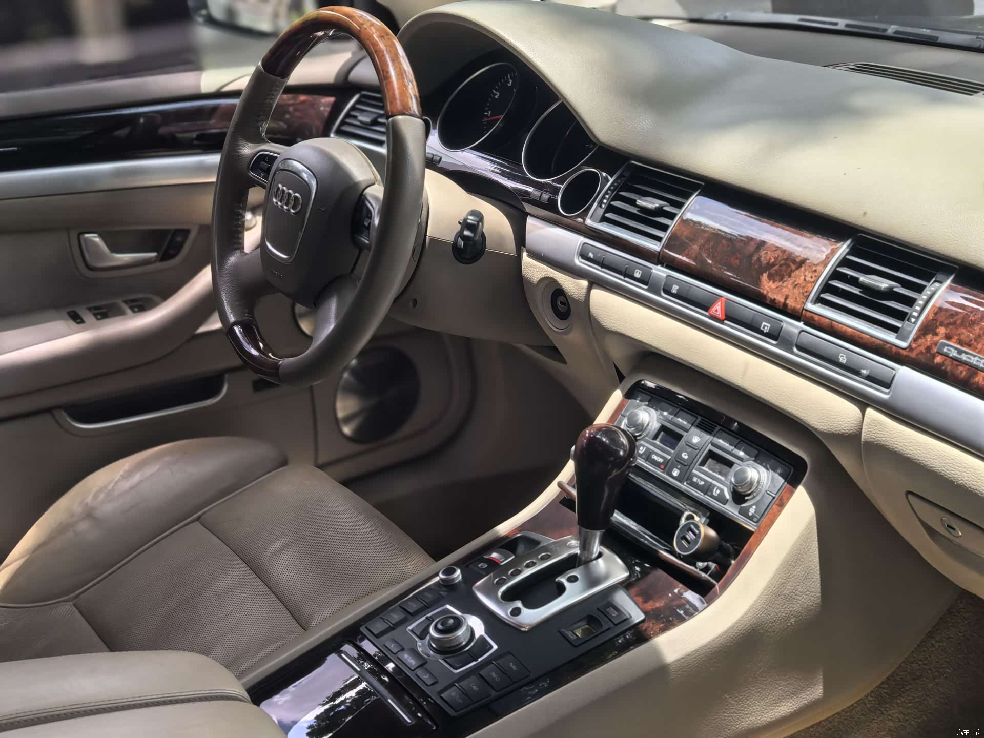 Audi A8L, 2009 8