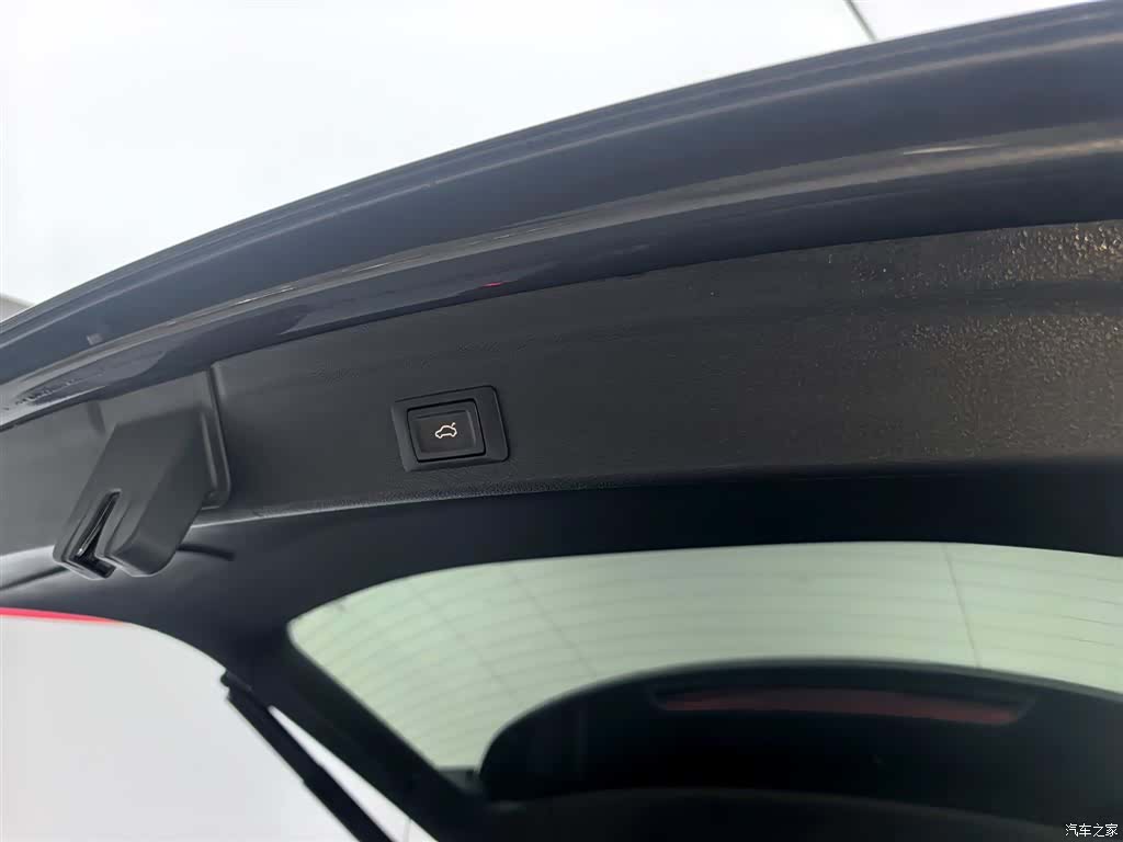 Audi Q3, 2023 6