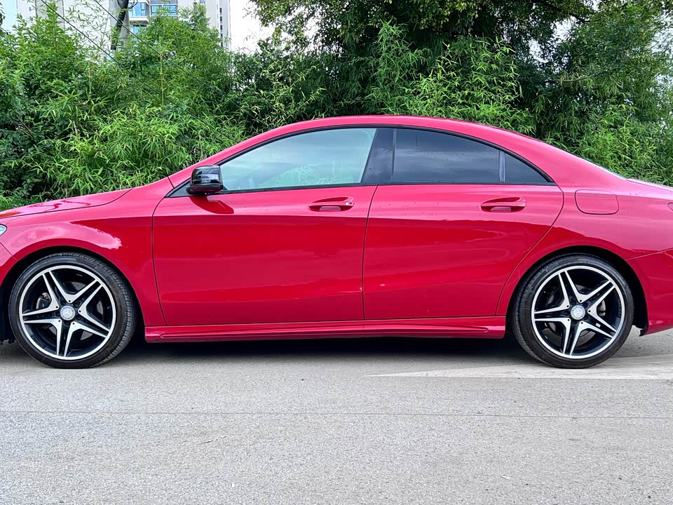 Mercedes-Benz CLA