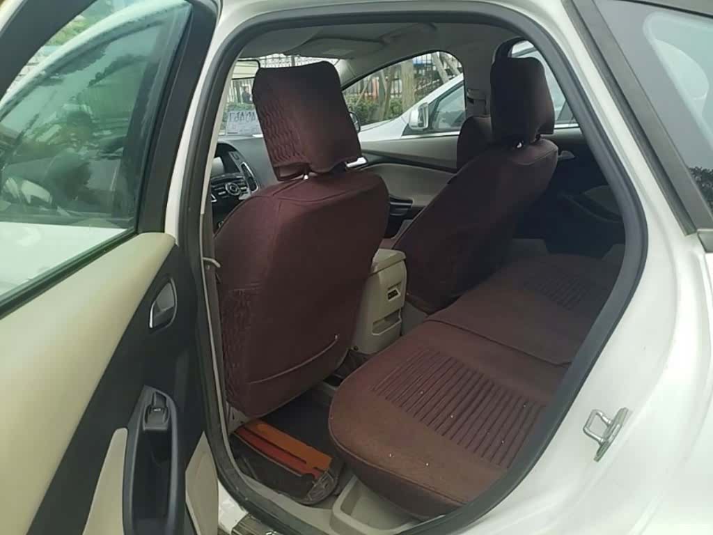 Ford Focus, 2016 24