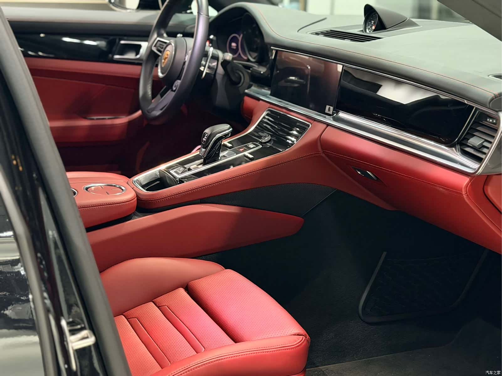 Porsche Panamera, 2022 8