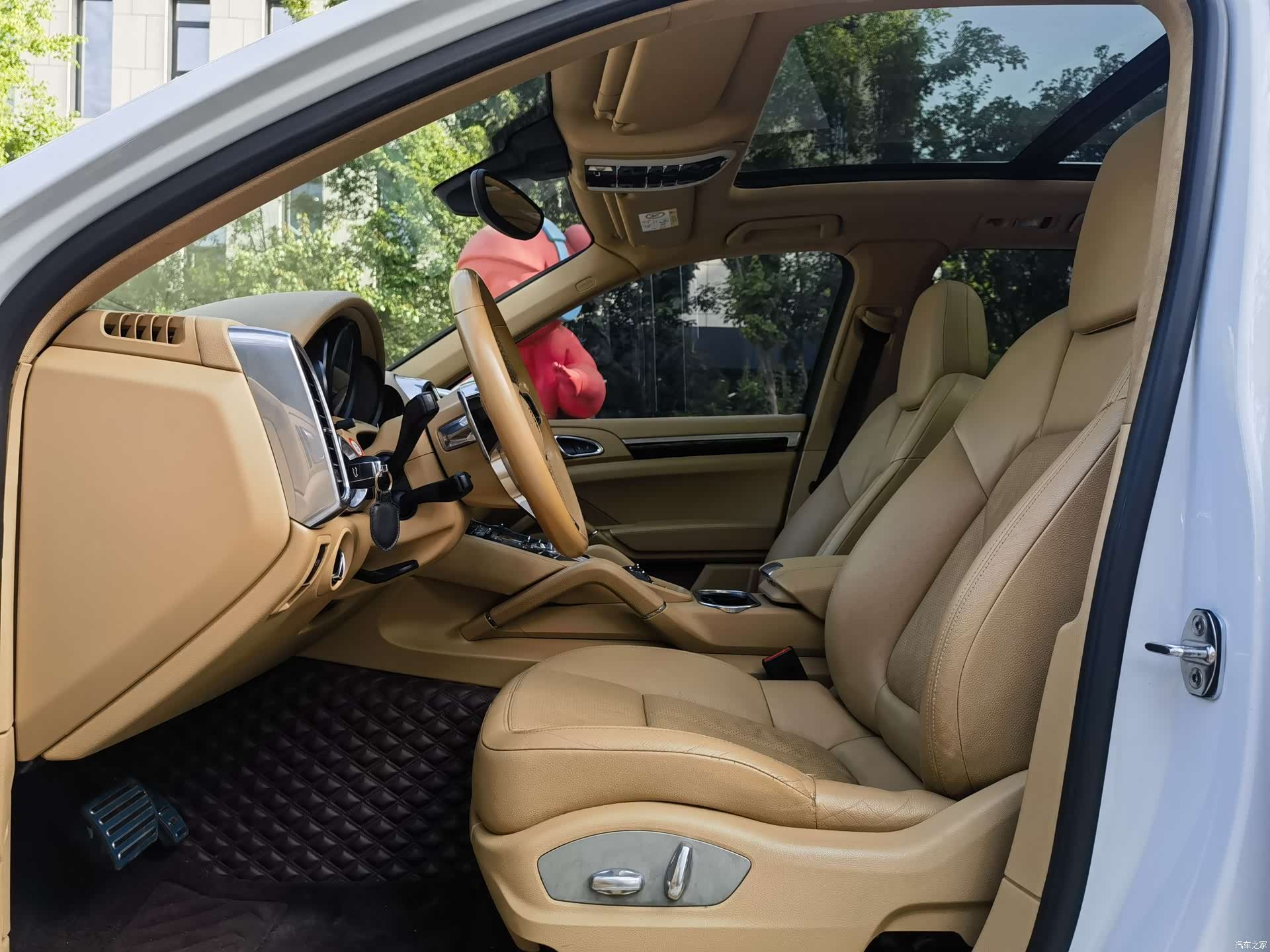 Porsche Cayenne, 2015 9