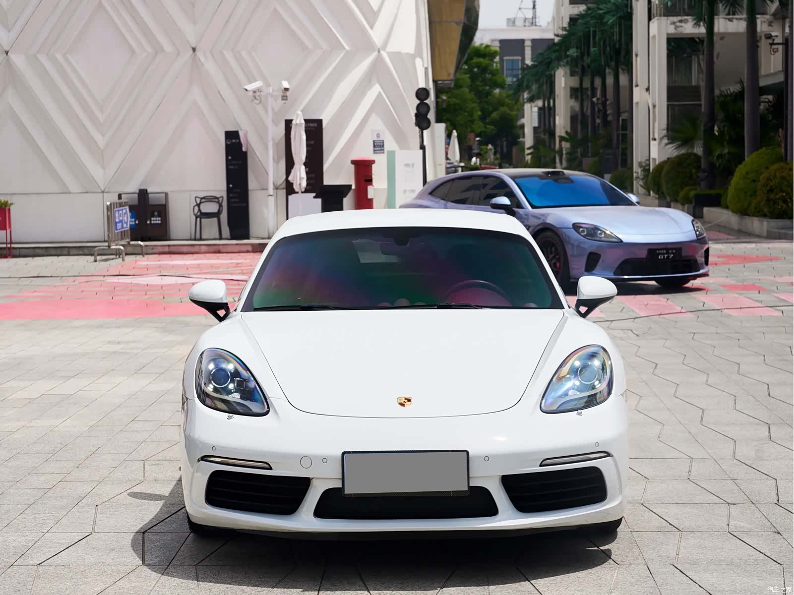 Porsche Cayman, 2018 3