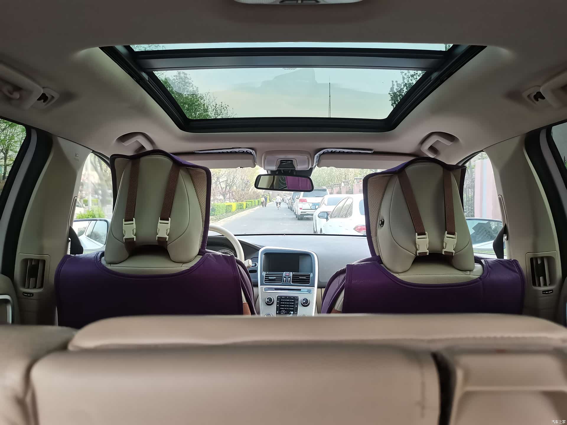 Volvo XC60, 2011 11