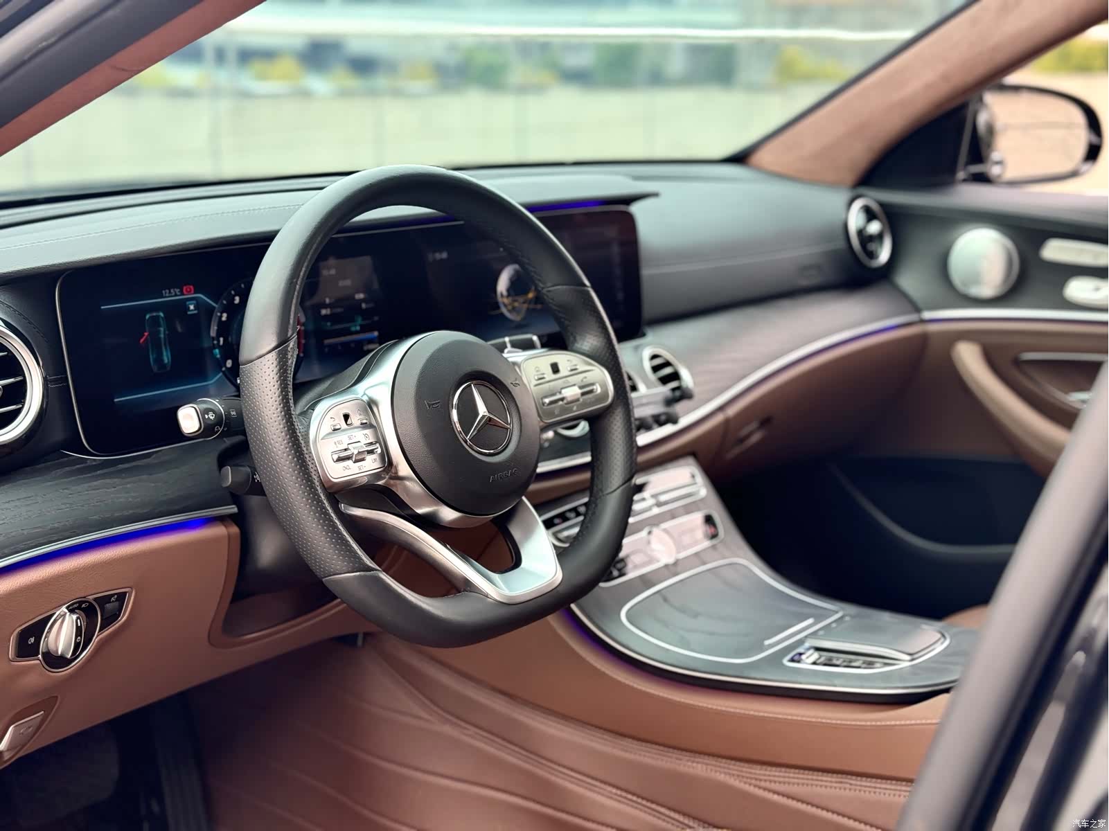 Mercedes-Benz E-Class, 2019 6