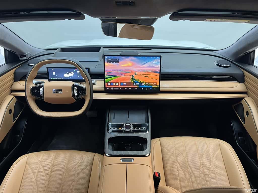 Geely 8, 2025 9