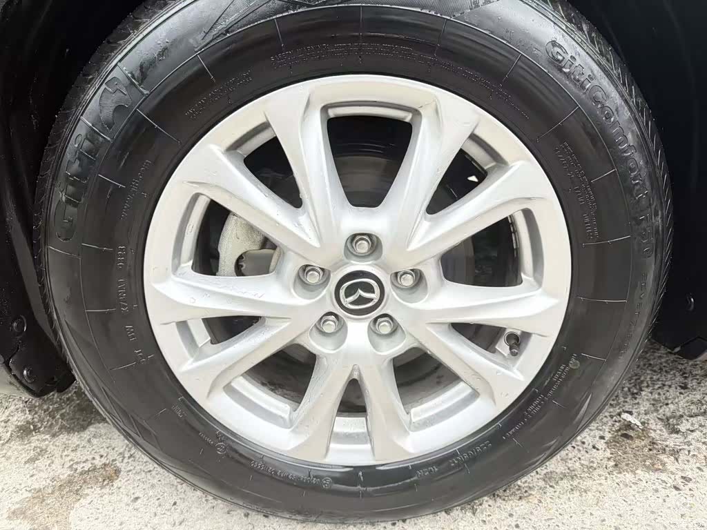 Mazda CX-4, 2017 все фото