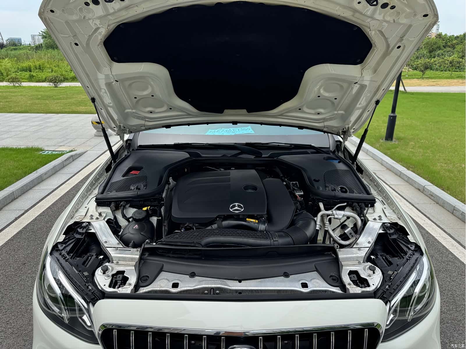 Mercedes-Benz E-Class, 2019 28