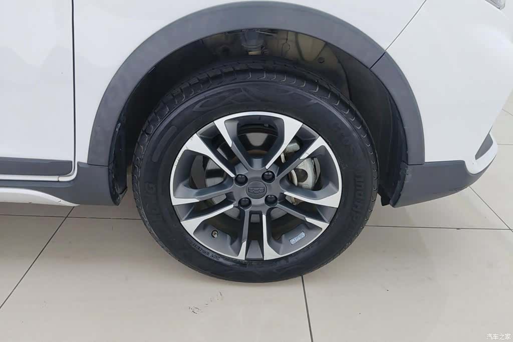 Geely X3, 2020 6