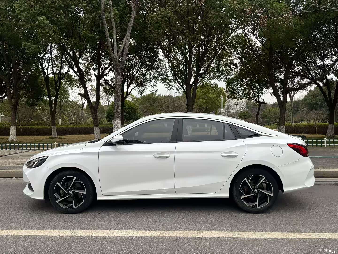 MG MG5, 2022 4