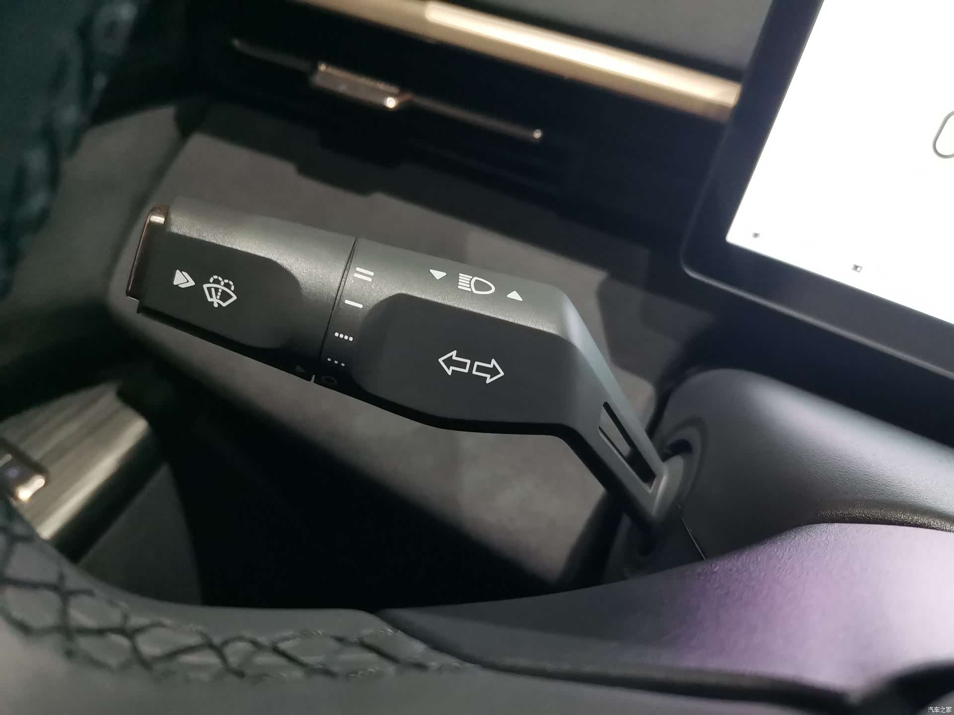 DongFeng eπ008, 2024 14