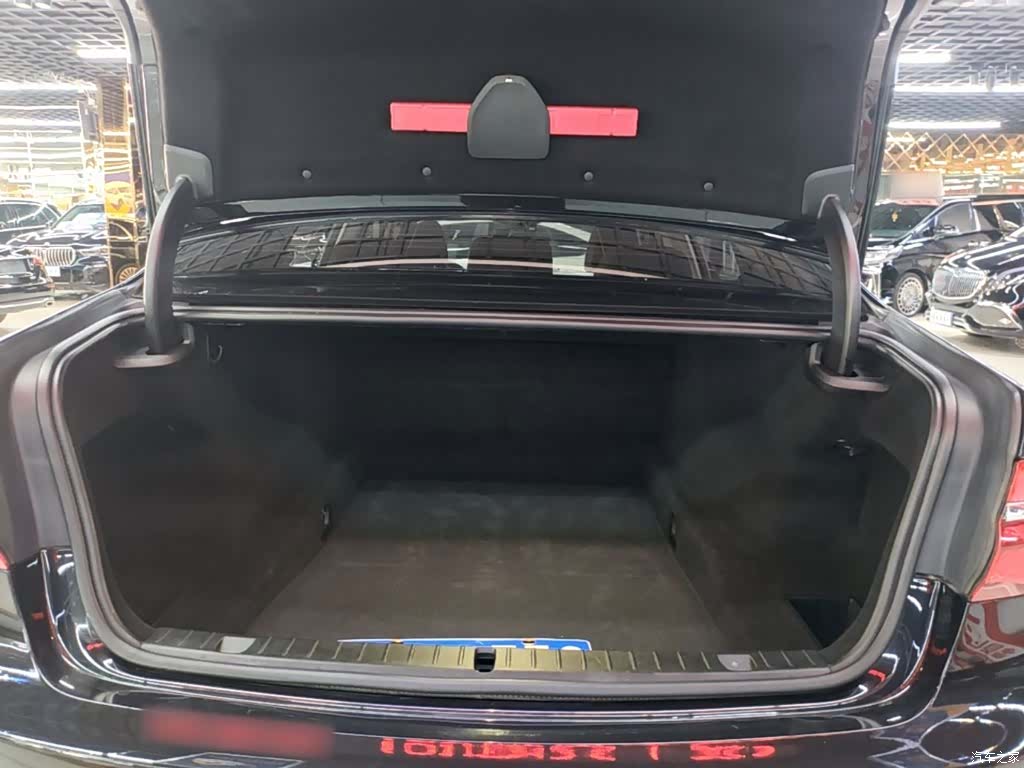 BMW 7 Series, 2017 19