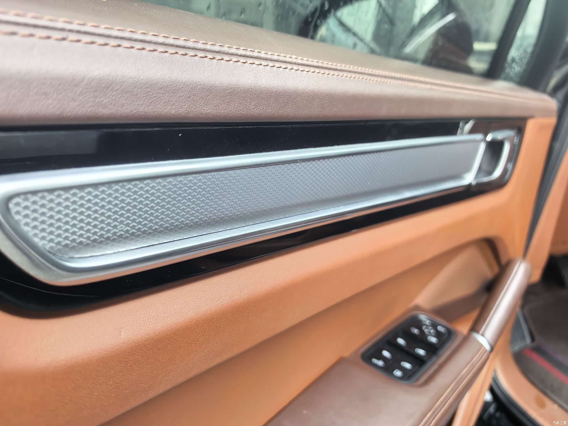 Porsche Cayenne, 2023 12