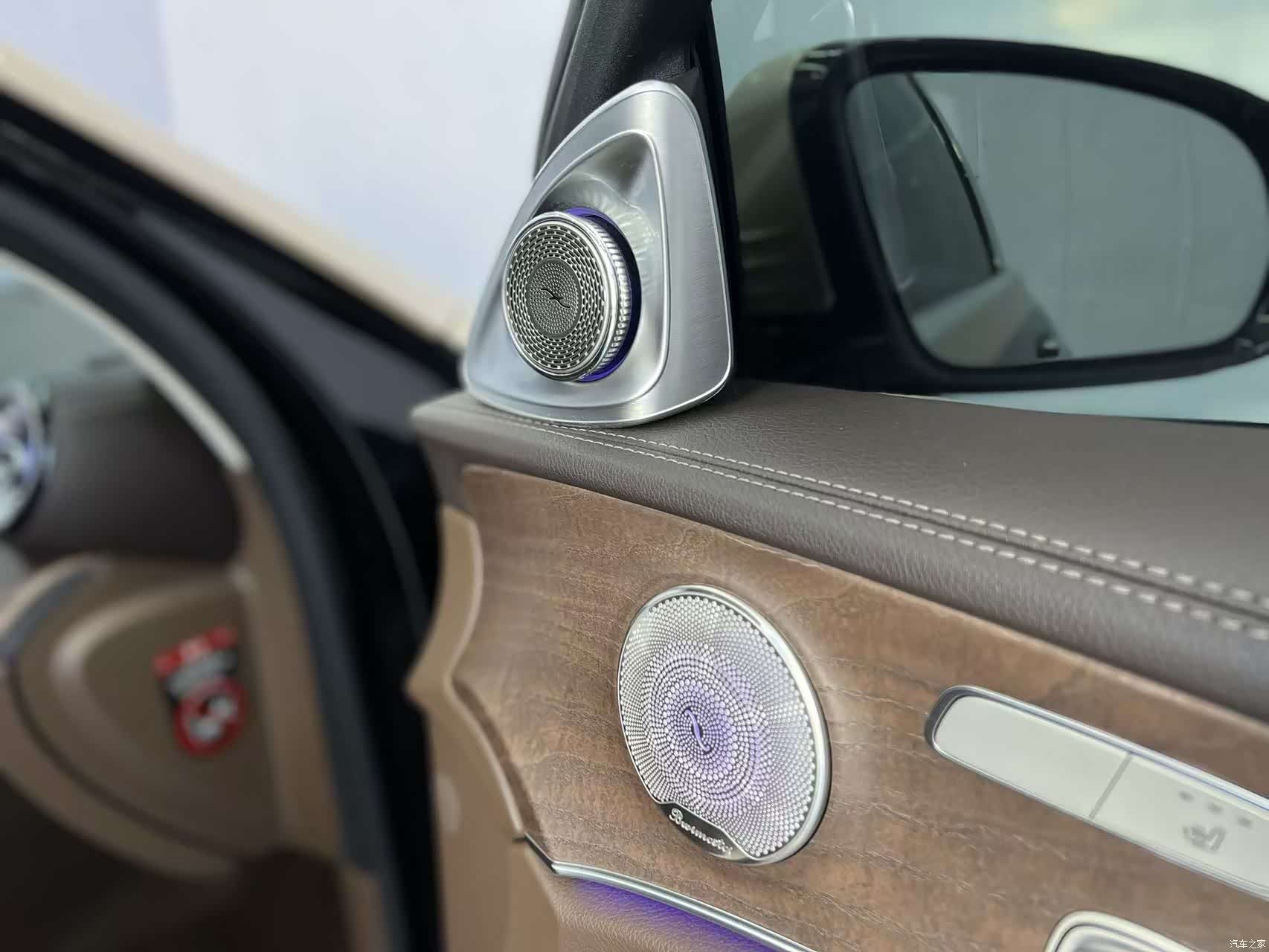 Mercedes-Benz E-Class, 2019 18
