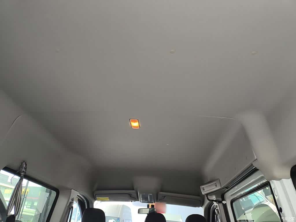 Maxus V80, 2024 18