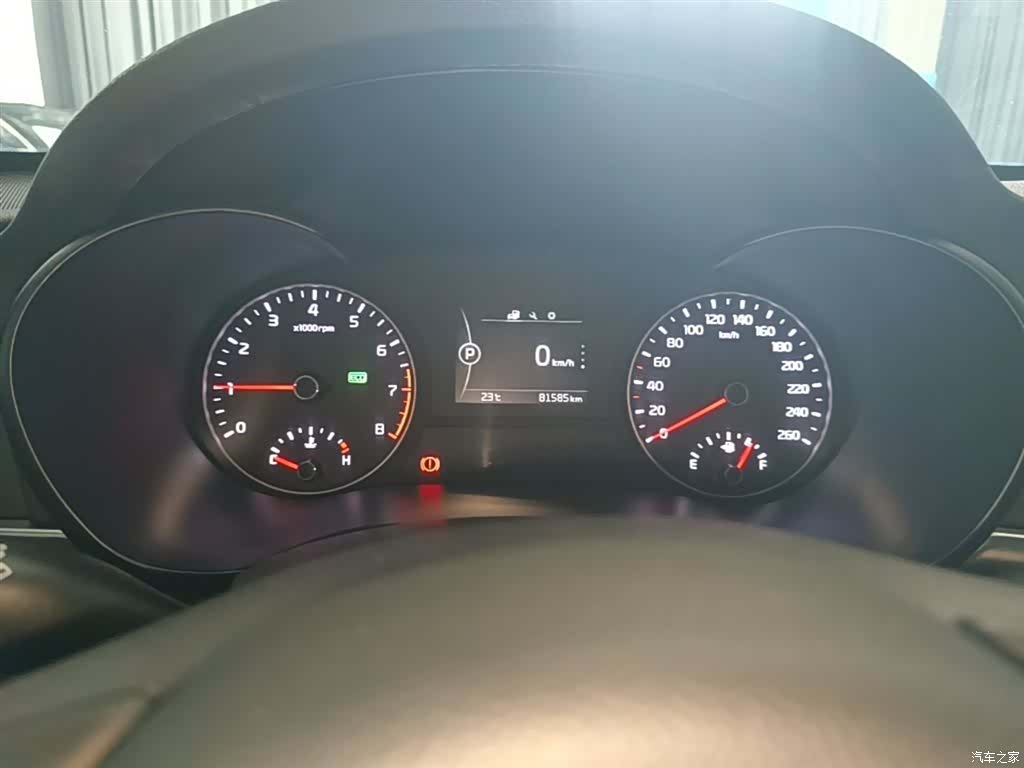 Kia K5, 2017 12