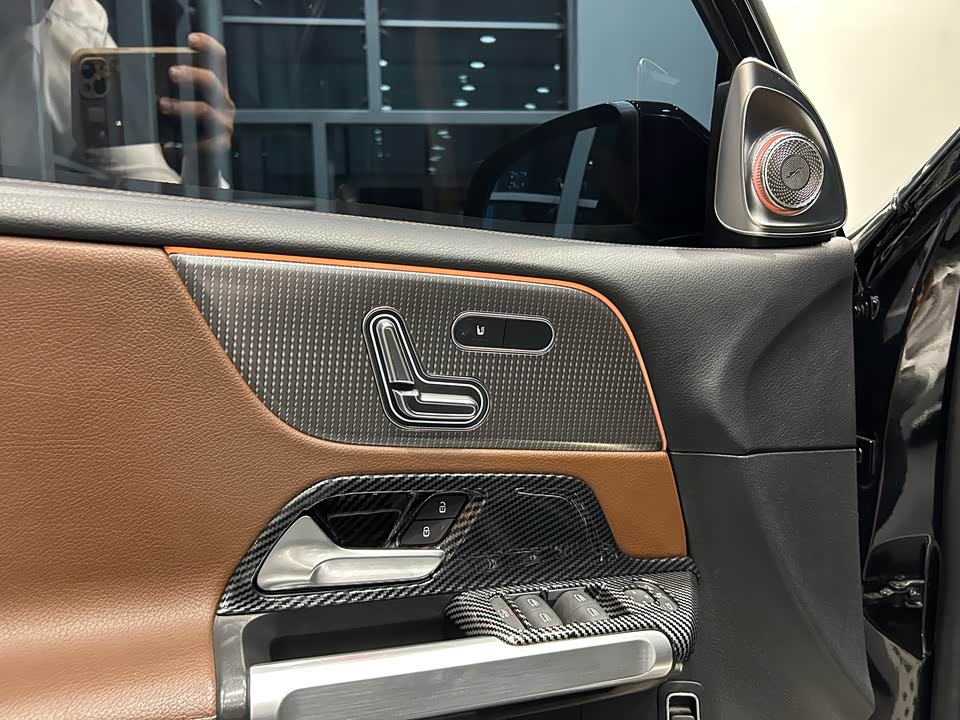 Mercedes-Benz GLB Mercedes-Benz GLB