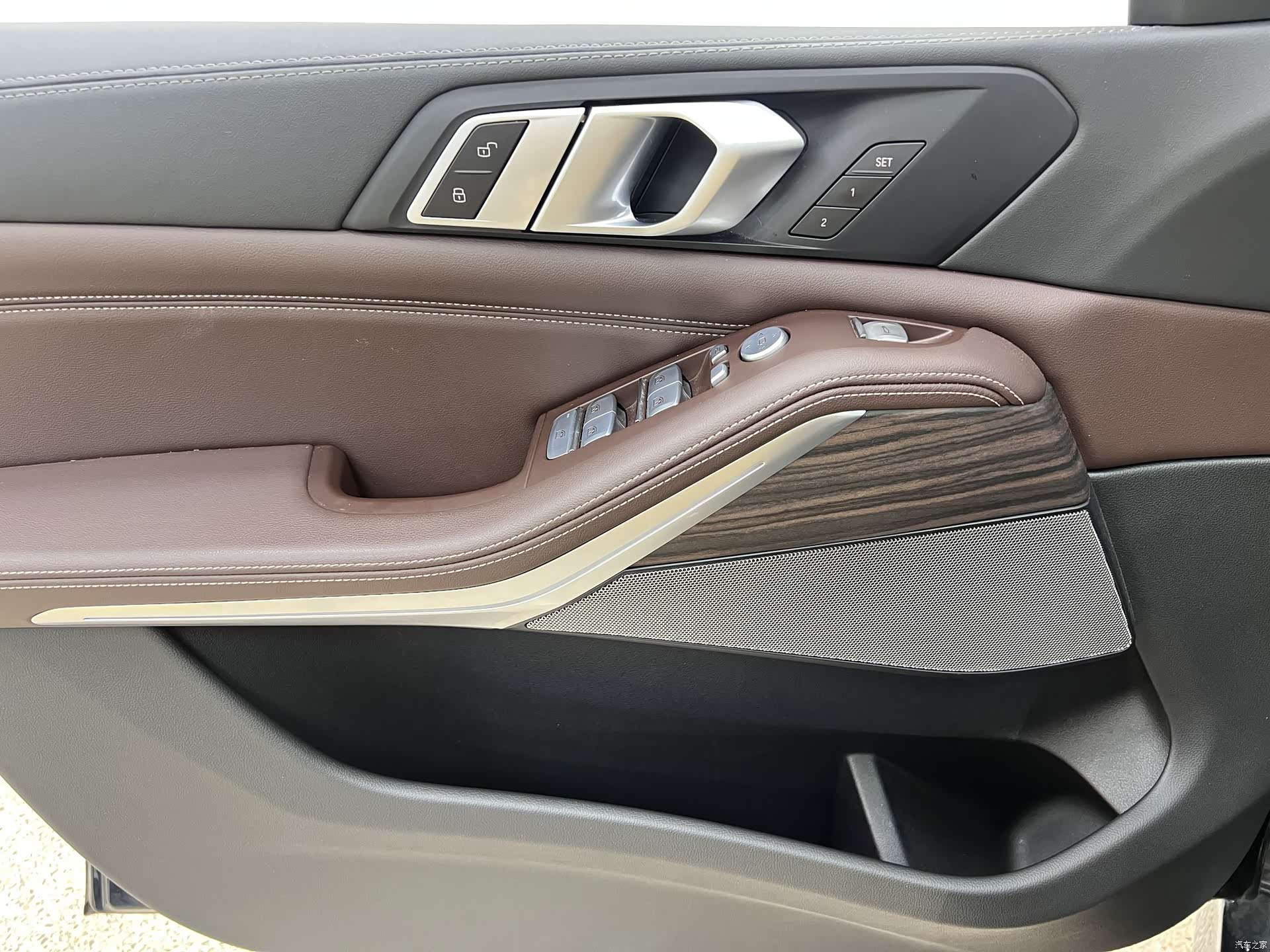 BMW X5, 2025 13
