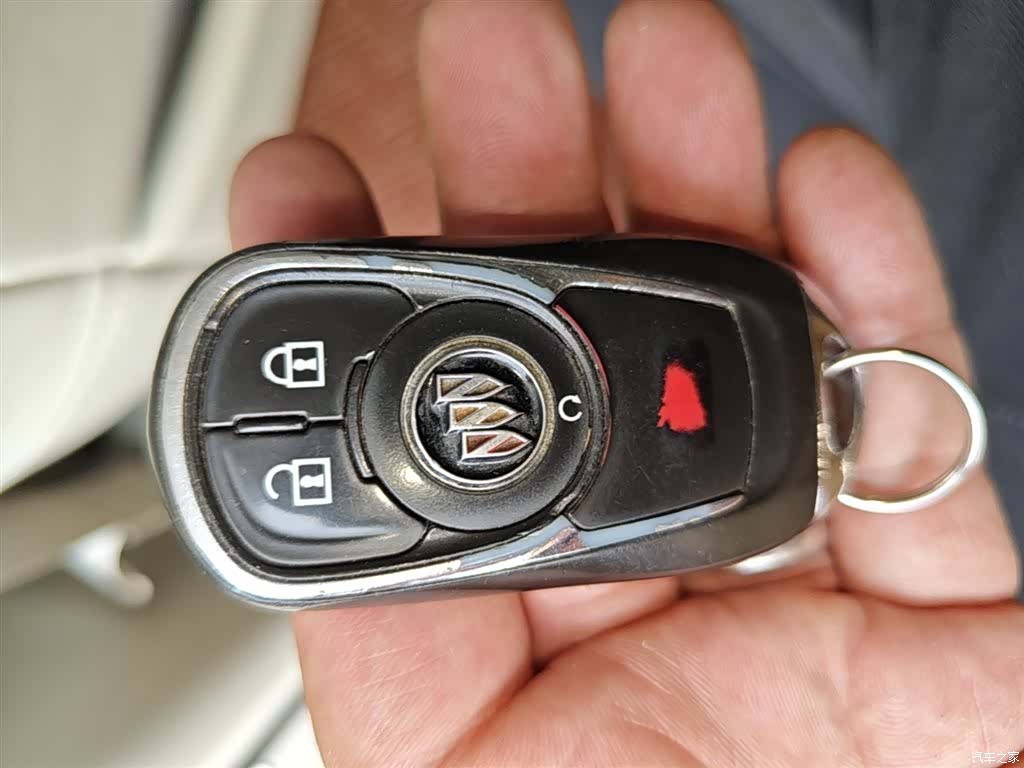 Buick GL8, 2021 9