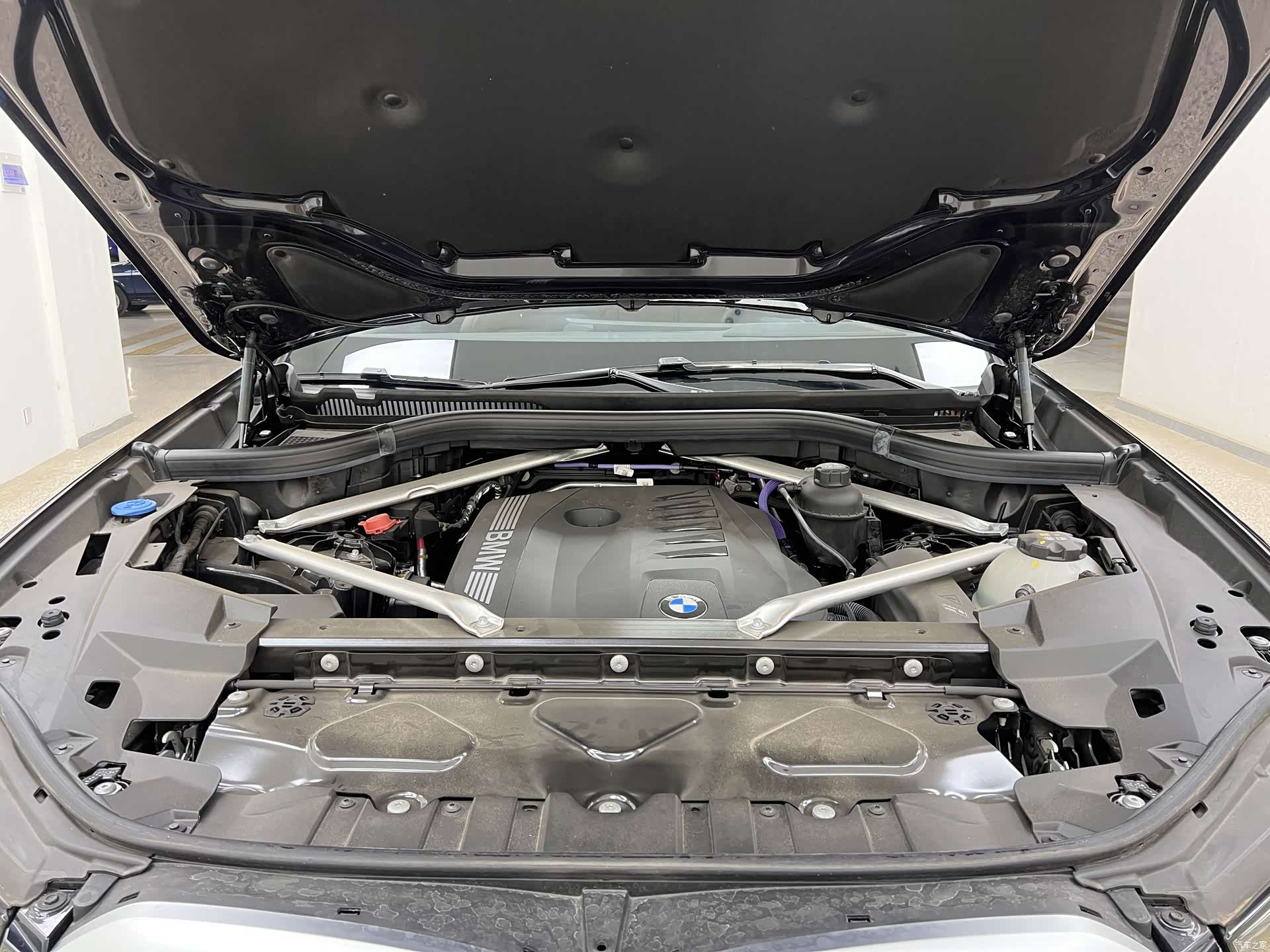BMW X5, 2025 33