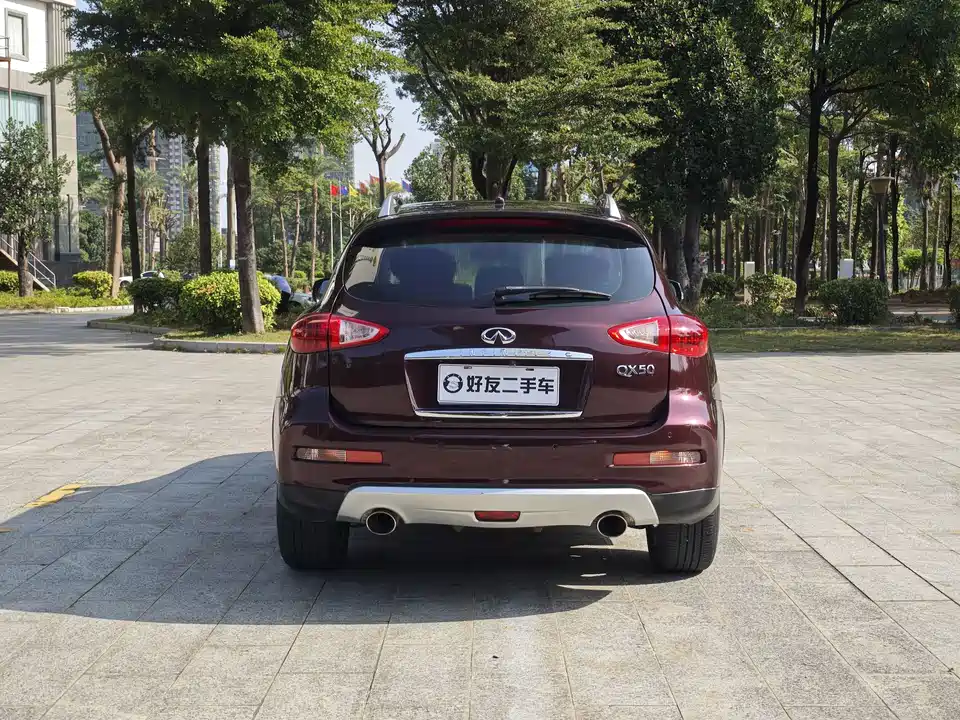 Infiniti QX50