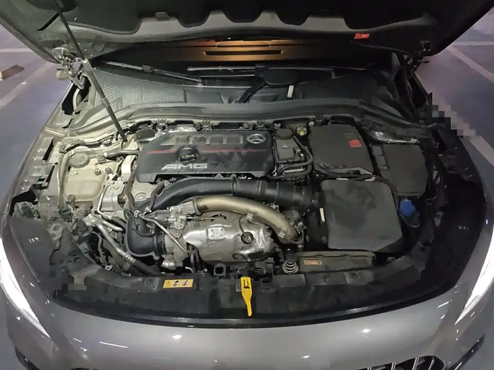 Mercedes-Benz GLA AMG