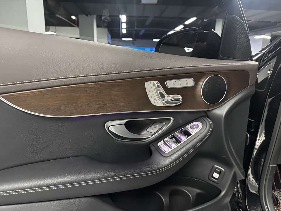 Mercedes-Benz GLC Mercedes-Benz GLC