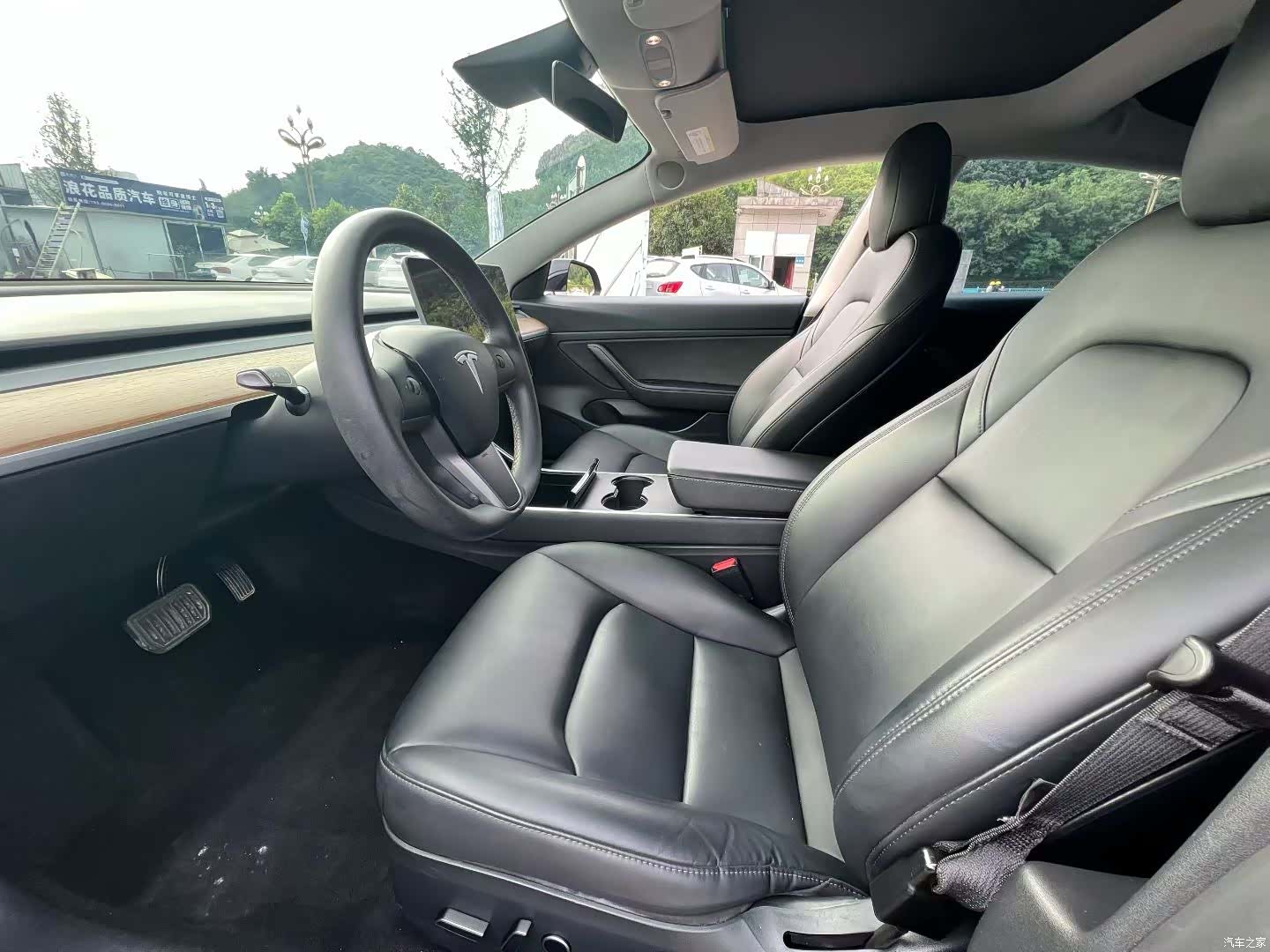 Tesla Model 3, 2020 4